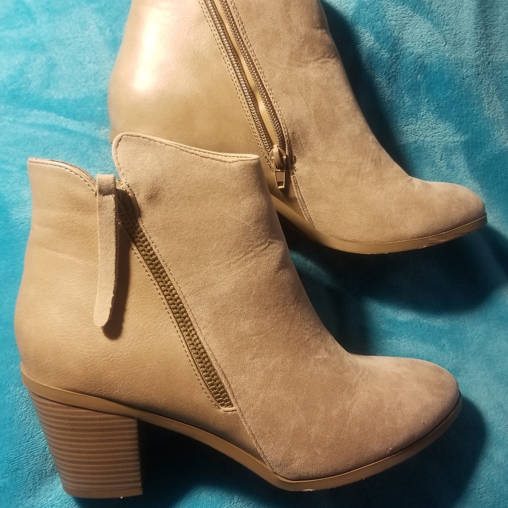Ankle boots with heel